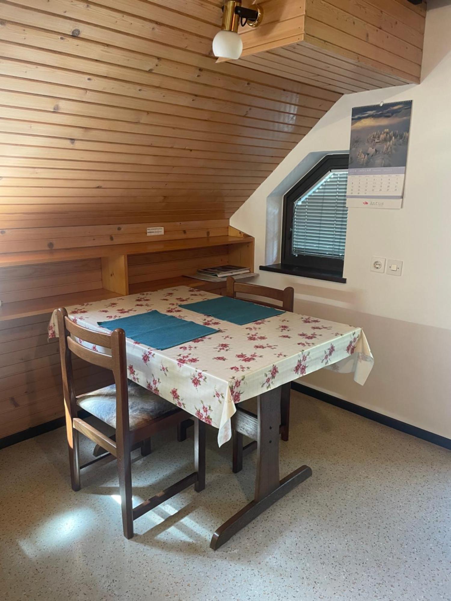 Apartment Cvetek Janez Бохин Екстериор снимка